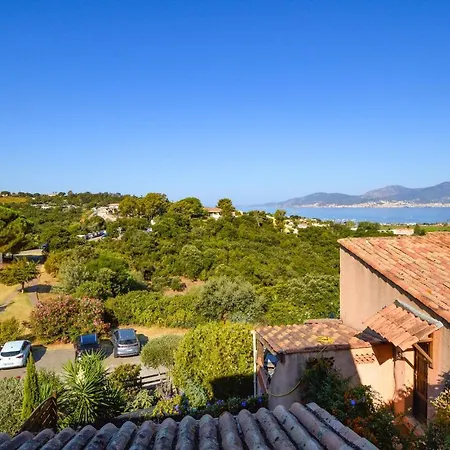 Holiday home Cozy In Porticcio With Outdoor Swimming Pool