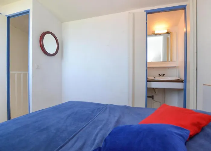 Vakantiehuis 2 Bedroom Cozy In Porticcio (Corsica)